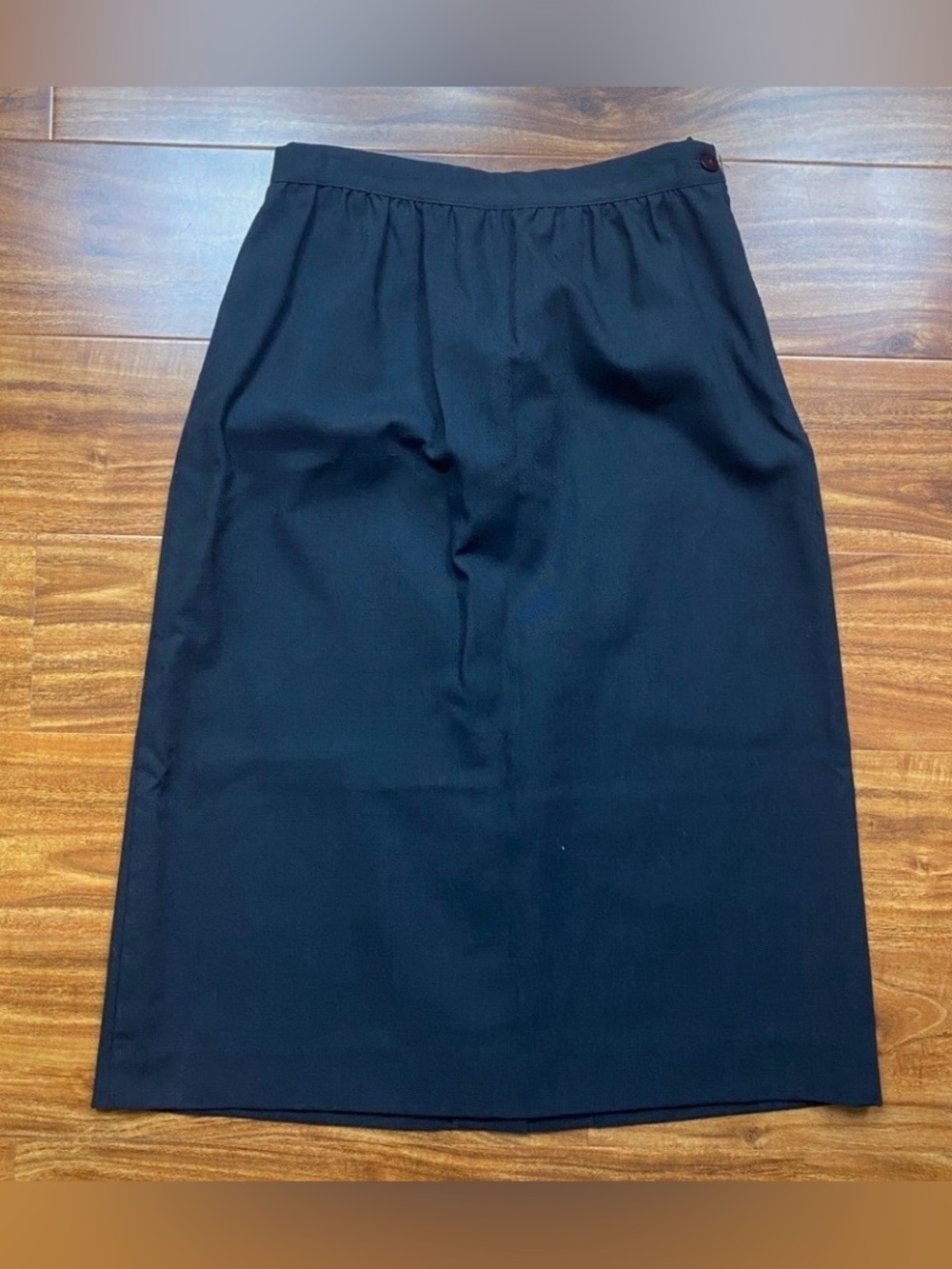 Vintage Women's Black Made in USA High Waist A Line Midi Skirt Size 10 Classic